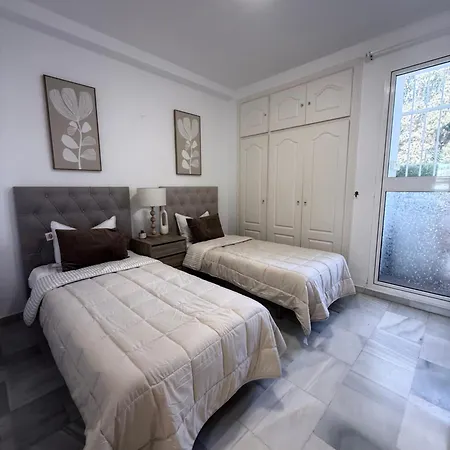 Garden South Facing 2 Beds Benavista, Sun Gardens Lejlighed Estepona